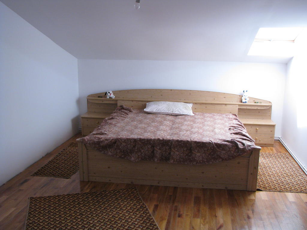 Casa Renti Hotel Novaci-Străini Værelse billede